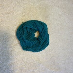 Women’s Teal Infinity Scarf
